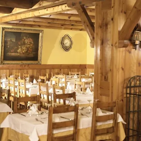 Xalet Montana Hotel